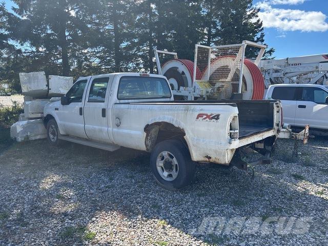 Ford F-350 Пикапи