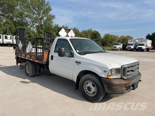 Ford F-350 Бордови