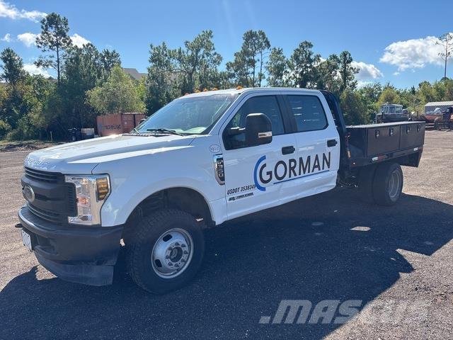 Ford F-350 Бордови