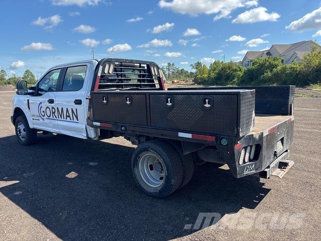 Ford F-350 Бордови