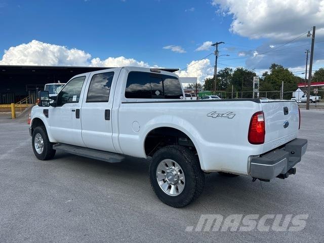 Ford F-350 Пикапи