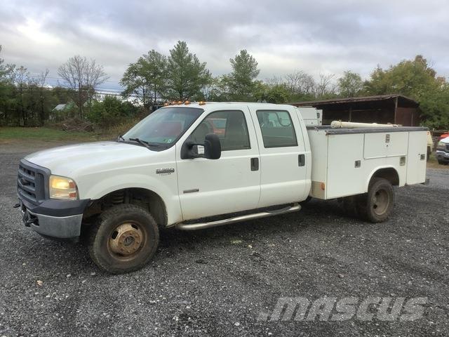 Ford F-350 Пикапи