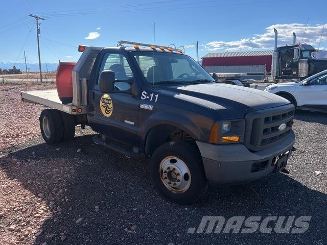 Ford F-350 Бордови