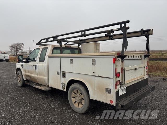 Ford F-350 Пикапи