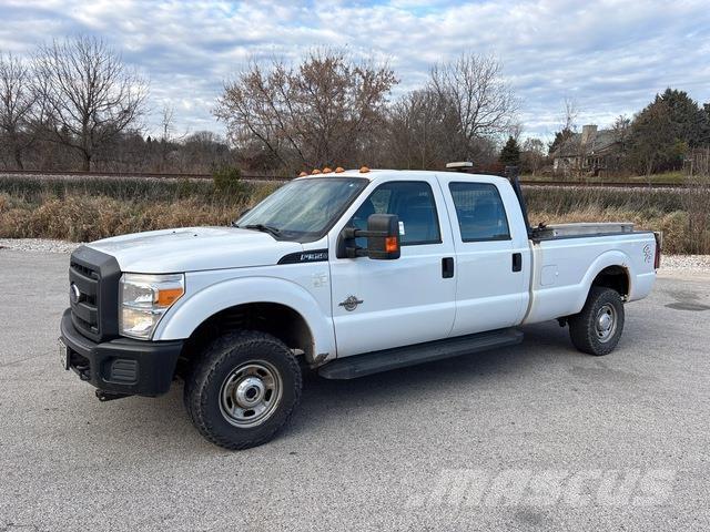 Ford F-350 Пикапи