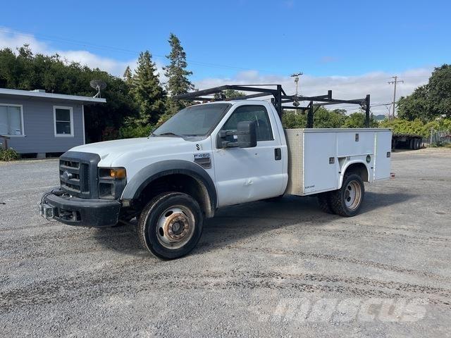 Ford F-450 Пикапи