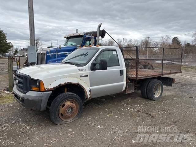 Ford F-450 Бордови