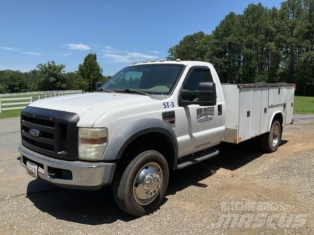 Ford F-450 Общински/универсални превозни средства
