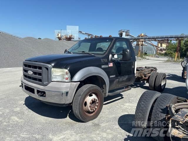 Ford F-450 Кабини