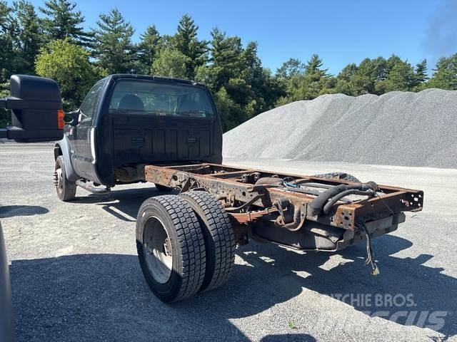 Ford F-450 Кабини