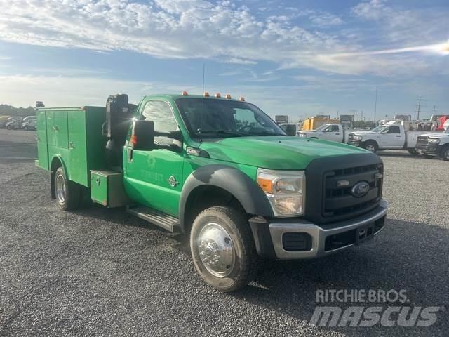 Ford F-450 Общински/универсални превозни средства
