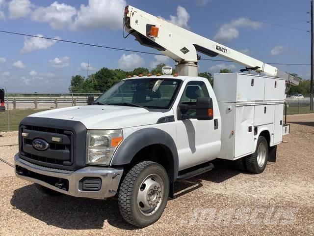 Ford F-450 Моторизирани платформи с талига