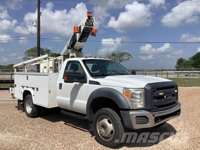 Ford F-450 Моторизирани платформи с талига