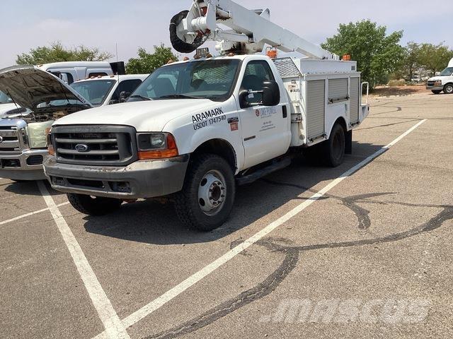 Ford F-450 Моторизирани платформи с талига