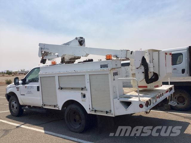 Ford F-450 Моторизирани платформи с талига