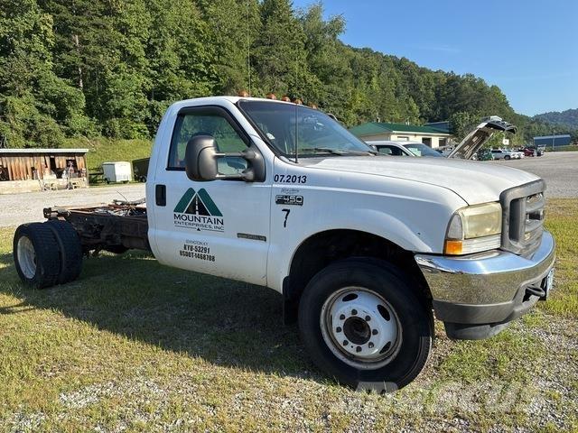 Ford F-450 Кабини