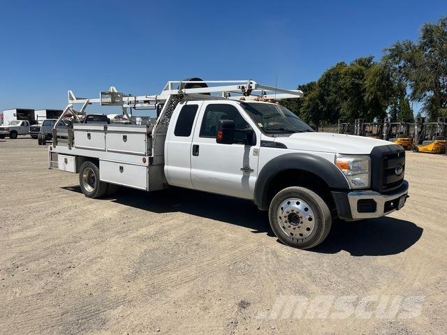 Ford F-450 Бордови