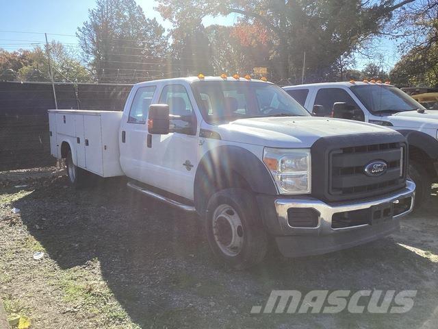 Ford F-450 Пикапи