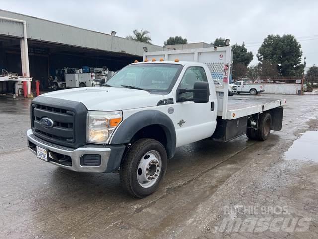 Ford F-550 Бордови