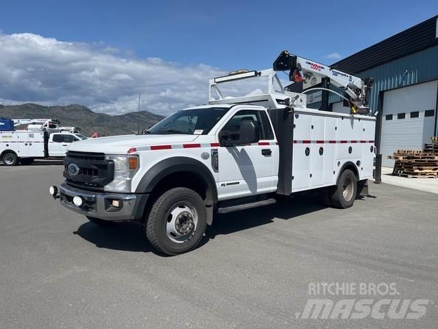Ford F-550 Общински/универсални превозни средства
