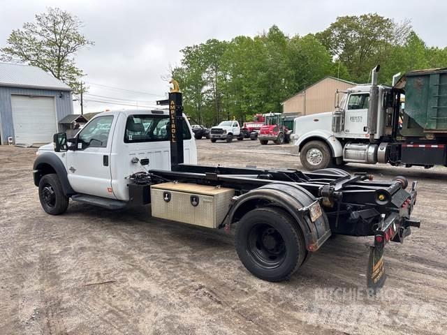Ford F-550 Камиони с кран с кука