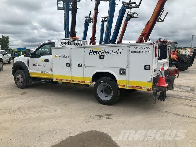 Ford F-550 Цистерна