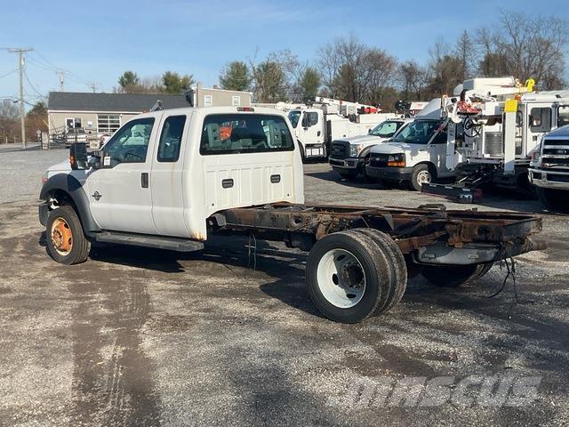 Ford F-550 Кабини