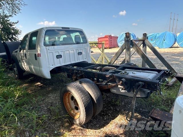 Ford F-550 XL Кабини