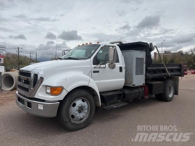 Ford F-650 Самосвал