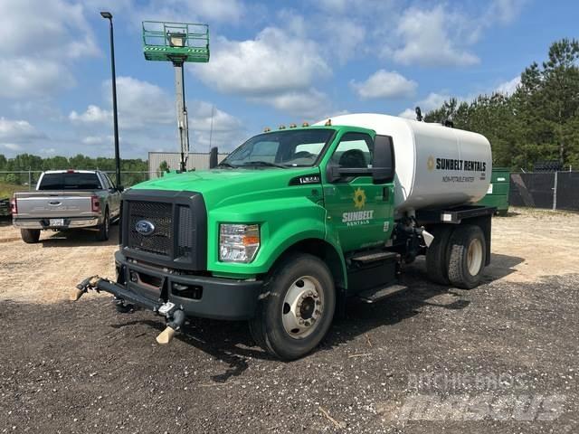 Ford F-650 Цистерни за вода
