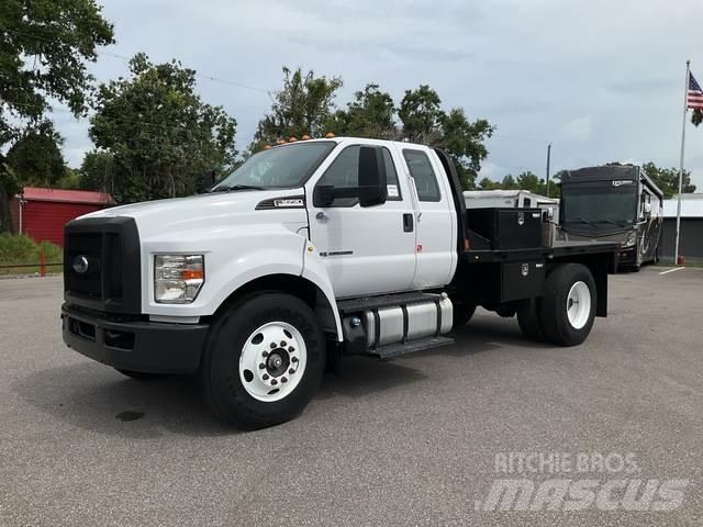 Ford F-650 Бордови