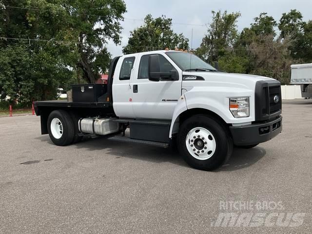 Ford F-650 Бордови