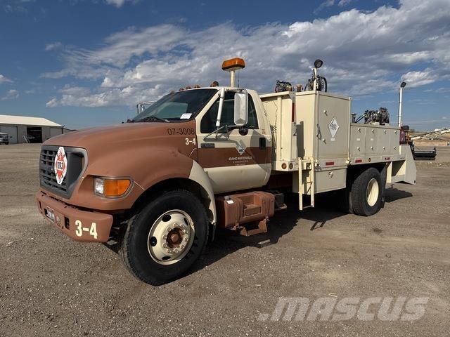 Ford F-650 Цистерна