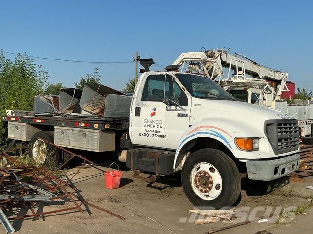 Ford F-650 Бордови