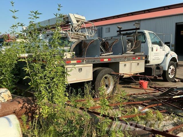 Ford F-650 Бордови