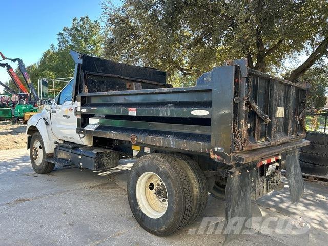 Ford F-650 Самосвал