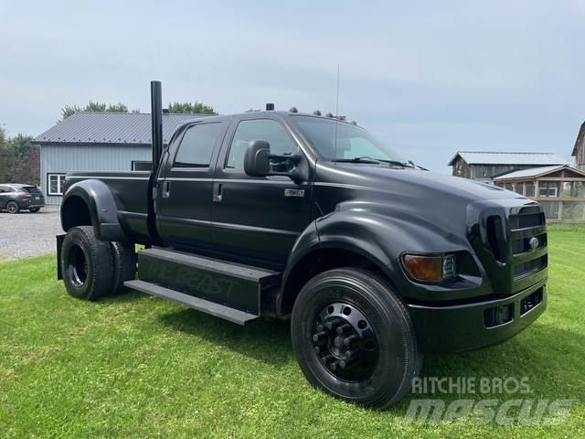 Ford F-750 Други