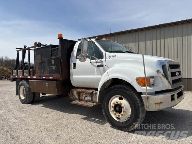 Ford F-750 Строителство - Други