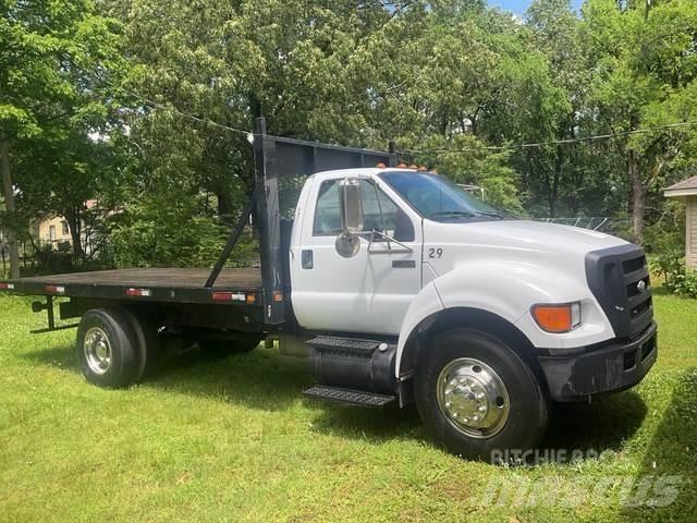Ford F-750 Бордови