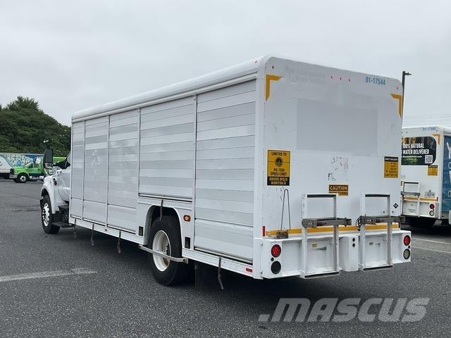 Ford F-750 Товарни камиони за напитки