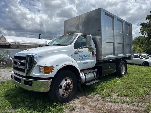 Ford F-750 Камиони за дървени стърготини
