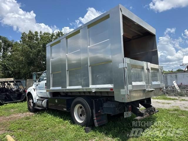 Ford F-750 Камиони за дървени стърготини
