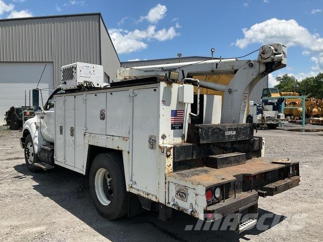 Ford F-750 Пикапи