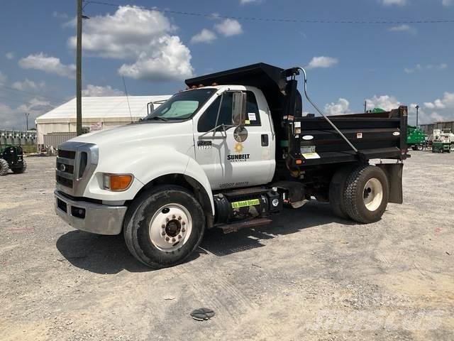 Ford F-750 Самосвал