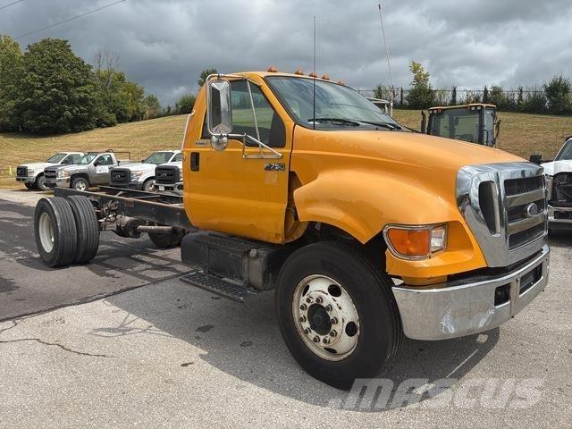 Ford F-750 Кабини