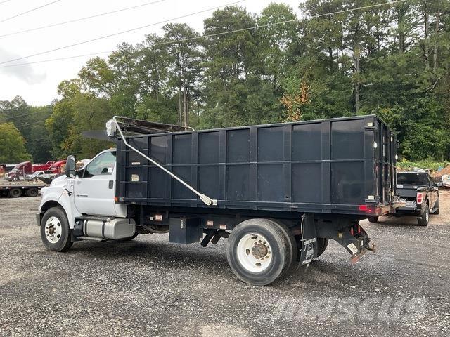 Ford F-750 Самосвал