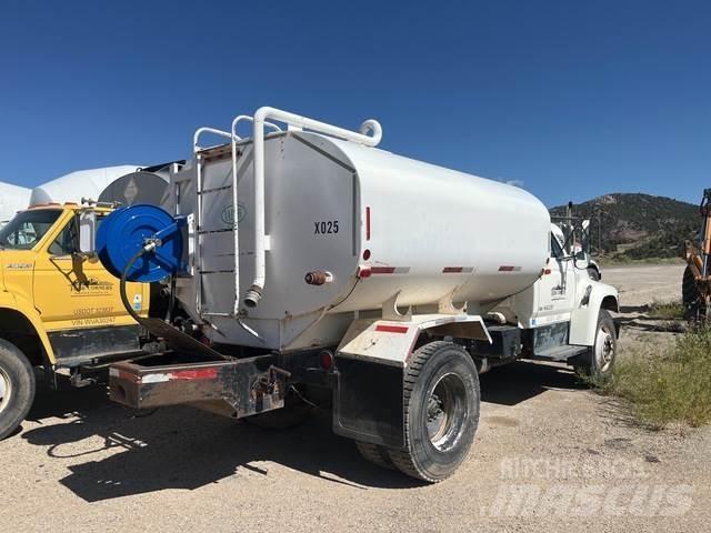 Ford F-800 Цистерни за вода
