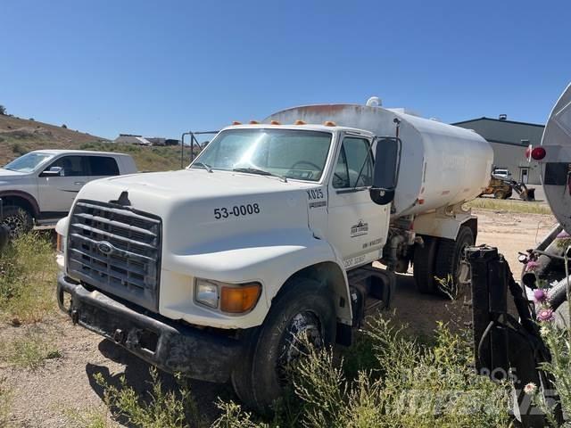 Ford F-800 Цистерни за вода
