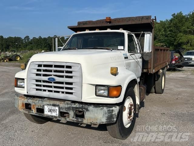 Ford F-800 Самосвал