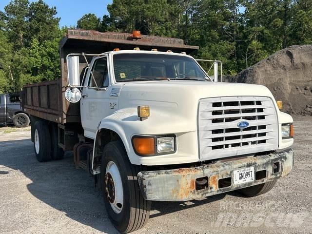 Ford F-800 Самосвал